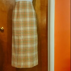 Long wool plaid skirt